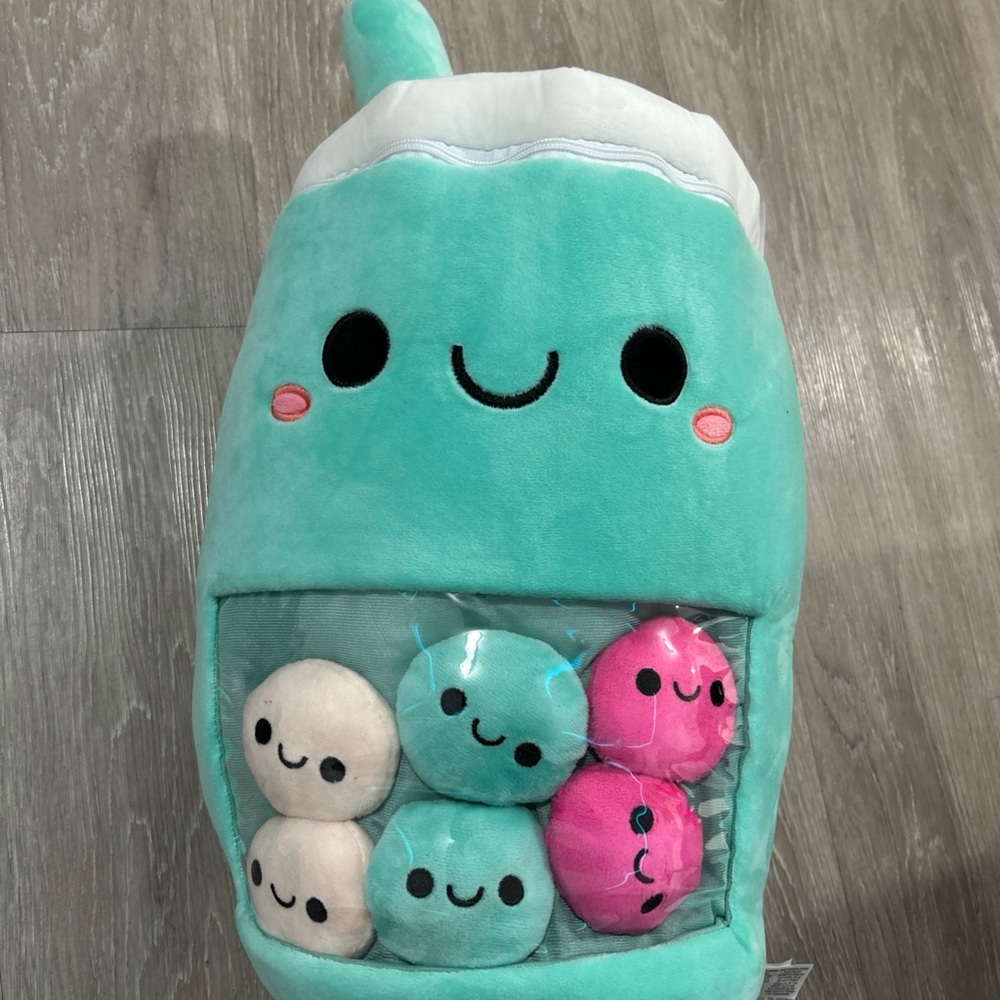 JENKINSONS 16” BOBA PLUSH
